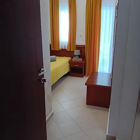 Krapina Lux * Budva