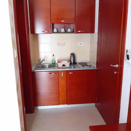Krapina Lux * Budva